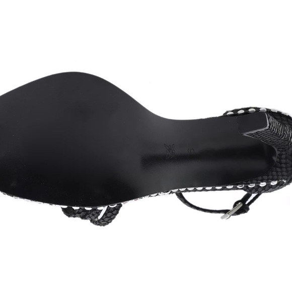 Bcbg heels - Picture 4 of 8